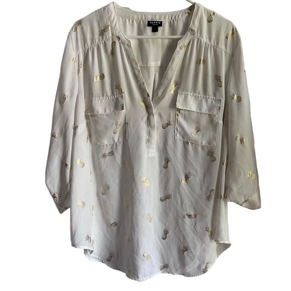 Torrid white with gold pineapples Harper Georgette 3/4 sleeve 2 - Picture 1 of 7